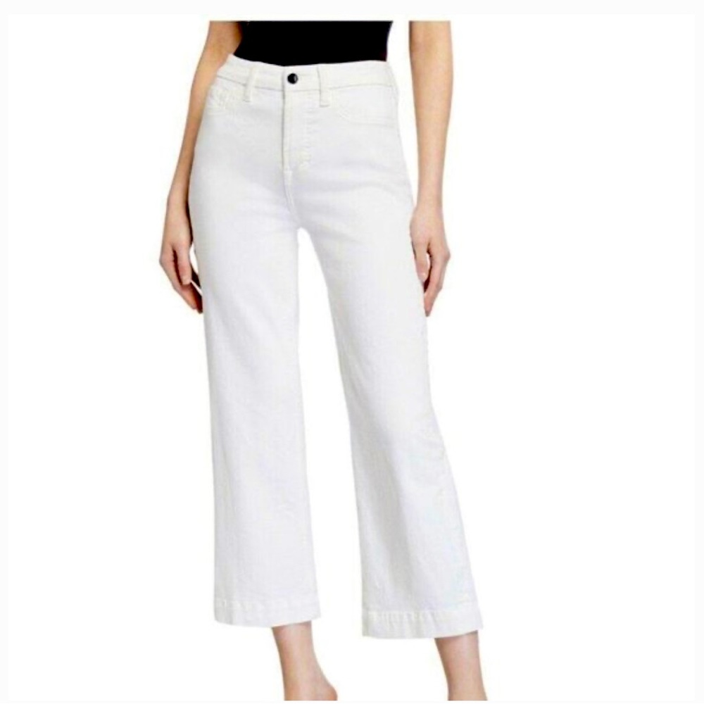 White wide-leg cropped jeans